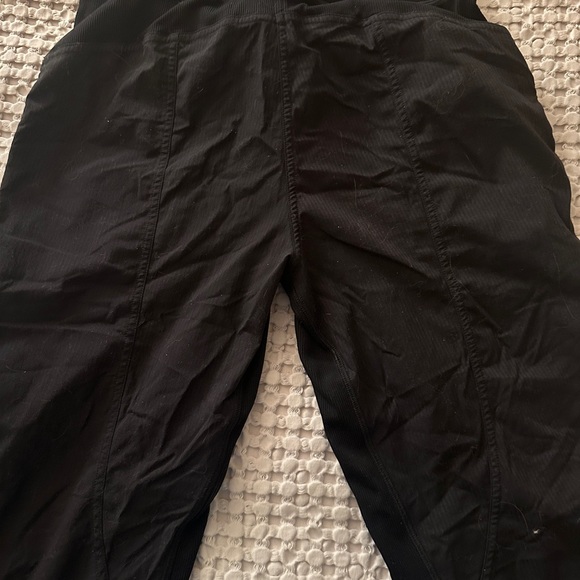 Lulu lemon Dance Studio Mid-Rise Cropped Pant size 4 - Picture 5 of 6